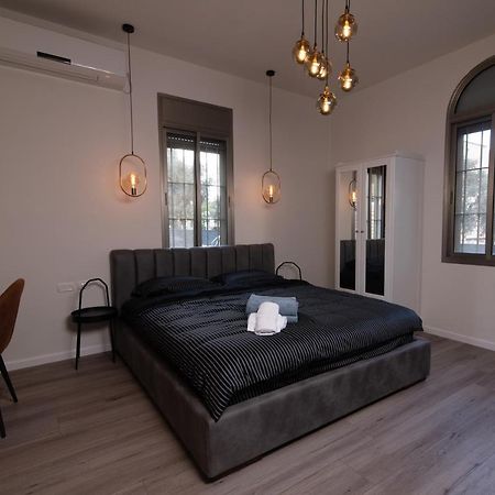 חיפה King'S Bed - Stay Royal And Stylish Bahai'S Garden מראה חיצוני תמונה